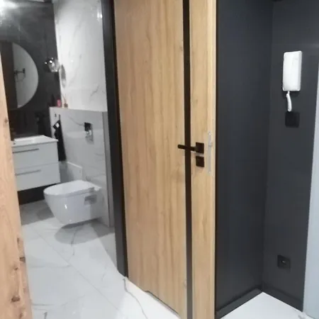 Gor-ski Saneczkowa * カルパッチ