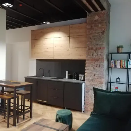 Gor-ski Saneczkowa カルパッチ