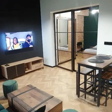 Gor-ski Saneczkowa Карпач
