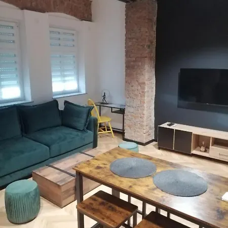 Gor-ski Saneczkowa Apartment *